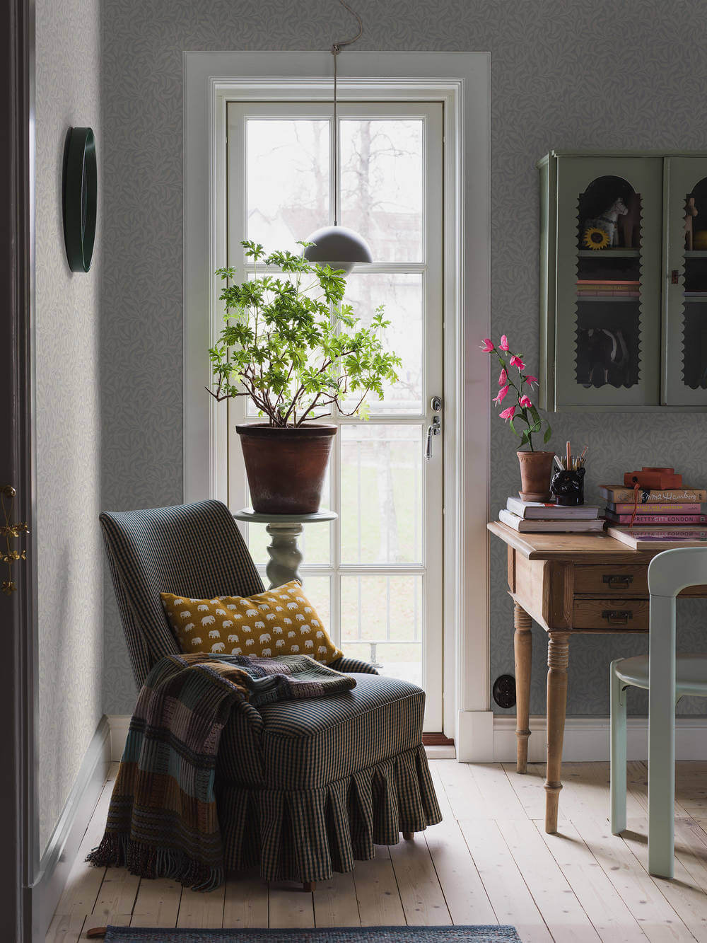 Borastapeter New Heritage Vintergrona 4833 Behang